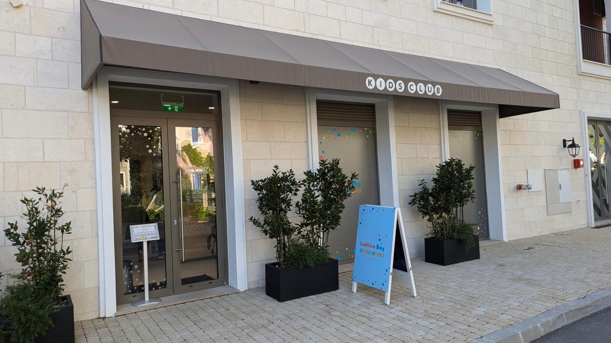 Lustica Apartments Central Tivat Bagian luar foto